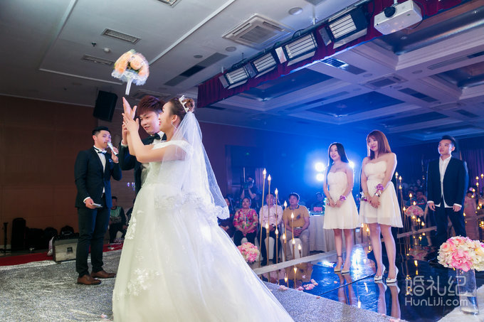 2017香槟色主题婚礼会场 2017香槟色主题婚礼会场